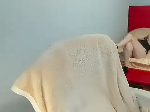 SkarletXDream online show from March 21, 2025, 4:49 am