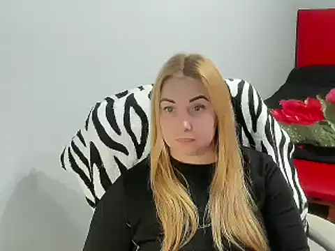 SkarletXDream online show from February 14, 2025, 3:58 pm