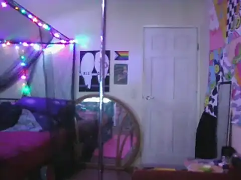 NovaLove2002 online show from December 24, 2024, 4:55 am