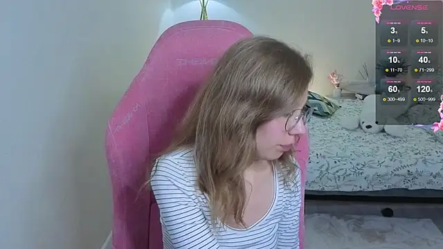 Snapshot of Lill_Mary chatting on September 18, 2025, 2:47 am Lill Mary online show from September 18, 2025, 2:47 am