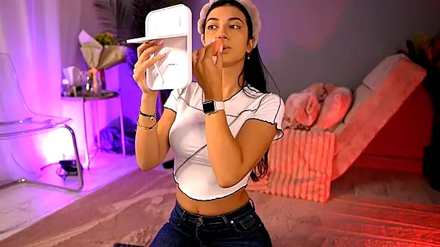 Snapshot of BetsyGonzale chatting on September 24, 2025, 4:08 am BetsyGonzale online show from September 24, 2025, 4:08 am