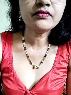 anuradha1432 online show from February 4, 2026, 10:21 am