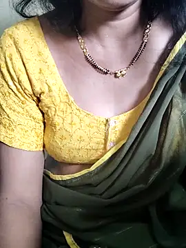 anuradha1432 online show from November 26, 2025, 8:03 am