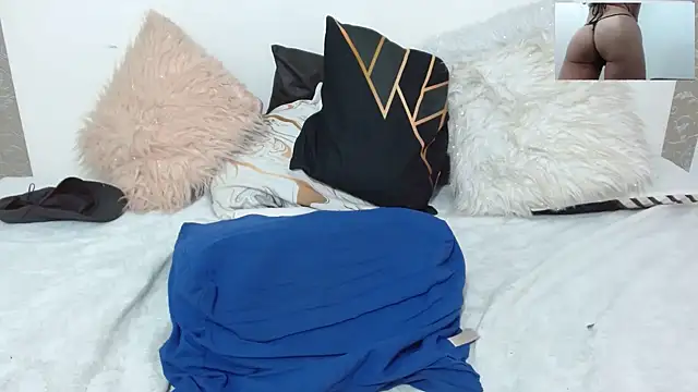 Snapshot of sammanta_hott chatting on September 17, 2025, 6:54 pm sammanta hott online show from September 17, 2025, 6:54 pm