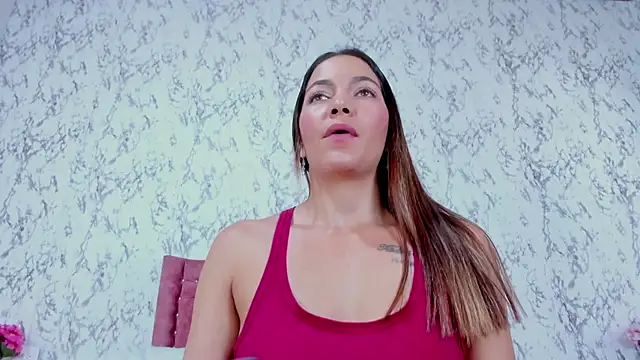 Snapshot of Mia_Malkovaa_ chatting on December 3, 2025, 4:17 pm Mia Malkovaa online show from December 3, 2025, 4:17 pm