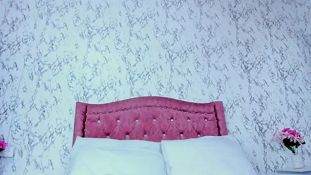 Snapshot of Mia_Malkovaa_ chatting on November 15, 2025, 4:33 pm Mia Malkovaa online show from November 15, 2025, 4:33 pm