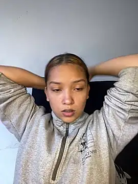 baby lizy online show from January 28, 2025, 7:21 pm