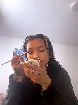 Snapshot of baby_lizy chatting on September 23, 2025, 7:10 pm baby lizy online show from September 23, 2025, 7:10 pm