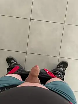 lescoquin2215 online show from December 5, 2025, 11:31 am