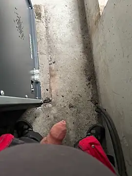 lescoquin2215 online show from February 10, 2026, 9:19 am