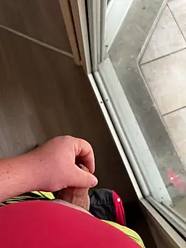 lescoquin2215 online show from October 9, 2025, 9:43 am