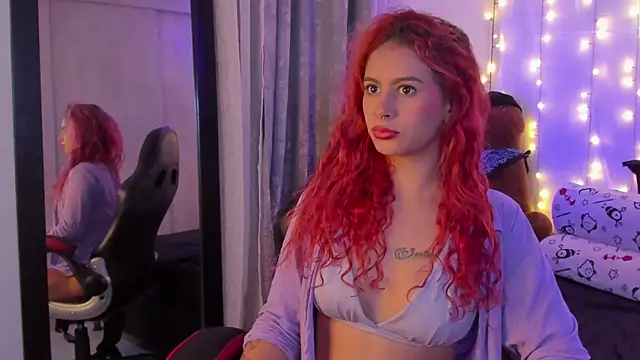 Sophiee Hill online show from December 24, 2024, 7:17 am