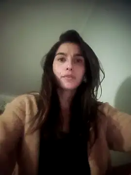 AlexandraMello29 online show from December 6, 2024, 9:51 pm