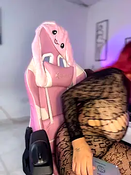 Snapshot of ashlyrey-1 chatting on October 15, 2025, 9:23 pm ashlyrey-1 online show from October 15, 2025, 9:23 pm