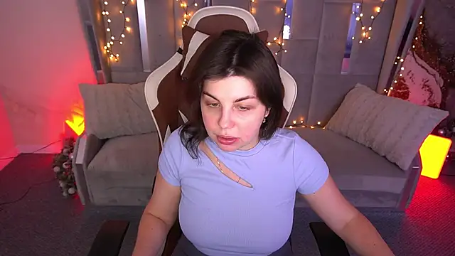 Snapshot of MirandaWong chatting on February 11, 2026, 6:46 am MirandaWong online show from February 11, 2026, 6:46 am