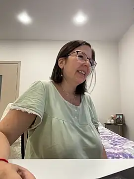 Snapshot of B_Bonya_m chatting on February 17, 2026, 3:59 am B Bonya m online show from February 17, 2026, 3:59 am