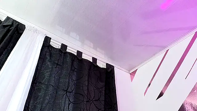 Snapshot of Kitten_Hot_ chatting on October 30, 2025, 11:08 am Kitten Hot  online show from October 30, 2025, 11:08 am