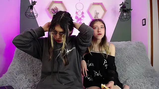 BRIAR AND BLAIR online show from February 7, 2025, 2:04 pm