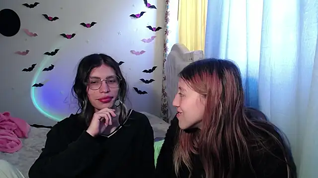 BRIAR AND BLAIR online show from October 7, 2025, 3:13 pm