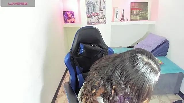 Snapshot of Catalehia_Milk chatting on September 21, 2025, 7:41 pm Catalehia Milk online show from September 21, 2025, 7:41 pm