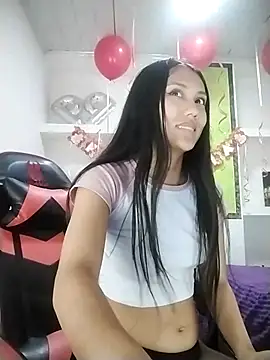 Catalehia Milk online show from February 18, 2025, 2:27 am