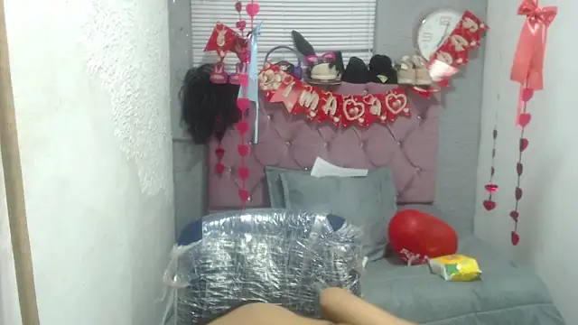 vainillaplaypussy online show from March 17, 2025, 3:40 pm