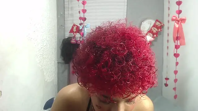 vainillaplaypussy online show from March 17, 2025, 6:42 pm