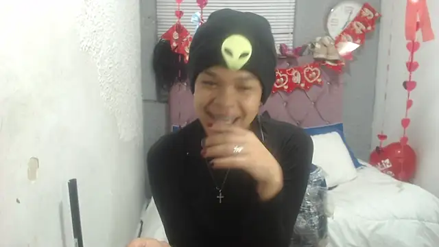vainillaplaypussy online show from March 21, 2025, 12:17 pm