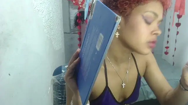 vainillaplaypussy online show from February 27, 2025, 2:14 am