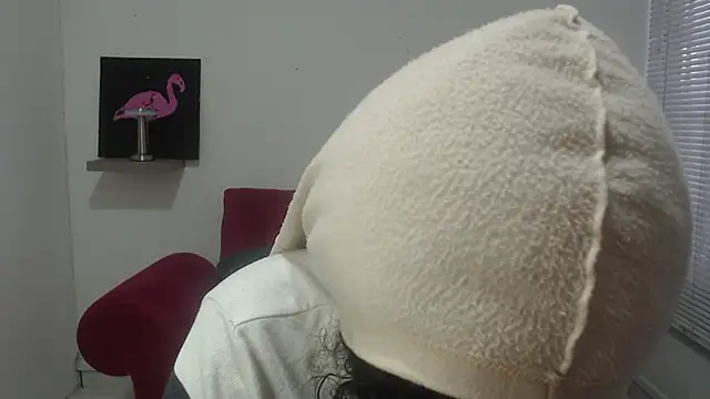 Snapshot of vainillaplaypussy chatting on October 27, 2025, 12:28 pm vainillaplaypussy online show from October 27, 2025, 12:28 pm