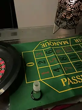 Snapshot of herz_steht_kopf90 chatting on February 24, 2025, 9:09 pm herz steht kopf90 online show from February 24, 2025, 9:09 pm