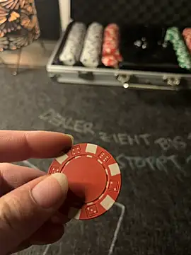 Snapshot of herz_steht_kopf90 chatting on March 2, 2025, 9:30 pm herz steht kopf90 online show from March 2, 2025, 9:30 pm