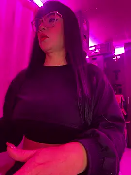 Hot beauty   online show from January 11, 2026, 4:30 am