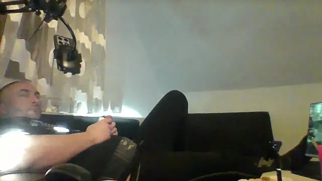 NewyorkDimi online show from November 18, 2025, 11:48 pm