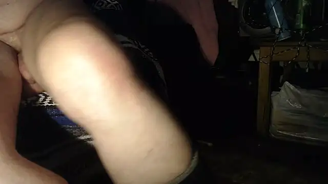 Snapshot of DREAMZ420 chatting on November 5, 2025, 7:28 pm DREAMZ420 online show from November 5, 2025, 7:28 pm