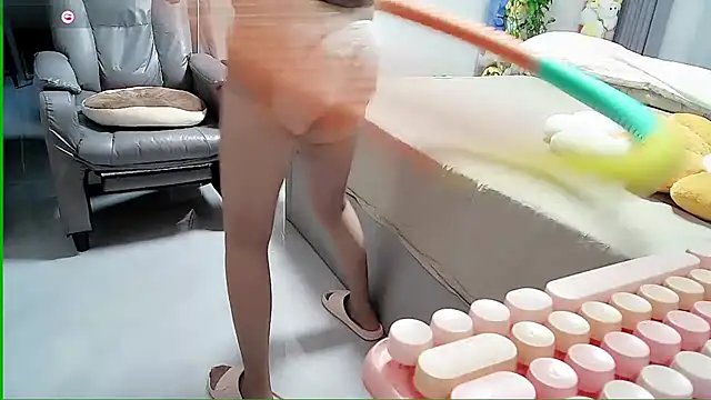 Snapshot of Xiaoyu-G chatting on October 1, 2025, 1:26 pm Xiaoyu-G online show from October 1, 2025, 1:26 pm