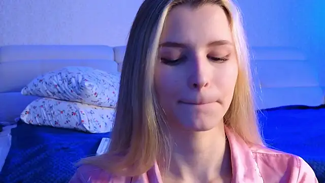 elsa limerence online show from January 11, 2025, 6:24 am