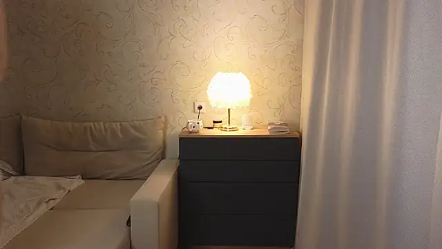 elsa limerence online show from April 10, 2026, 5:09 pm