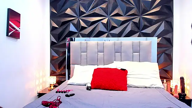 valentinasu1 online show from November 14, 2025, 1:37 pm