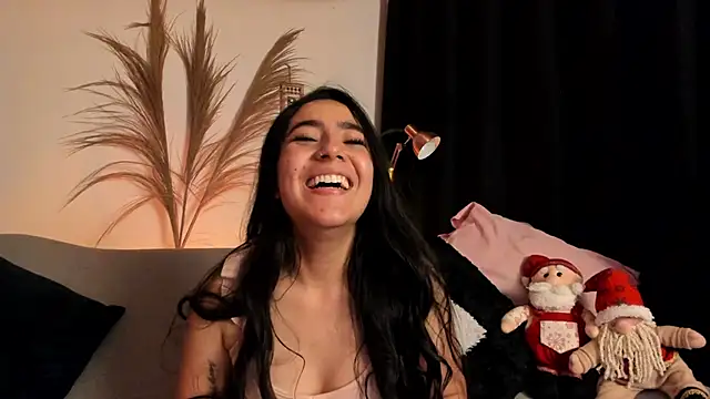 Serenity Day online show from December 17, 2025, 2:05 am