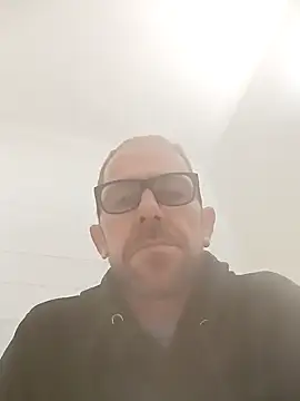 jonyfree1978 online show from January 12, 2025, 9:29 pm