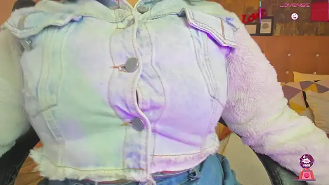 Snapshot of alice__tylor chatting on February 8, 2026, 12:25 pm alice tylor online show from February 8, 2026, 12:25 pm