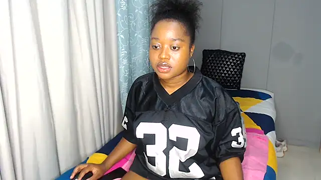 Sexyboobs330 online show from March 16, 2025, 7:06 pm