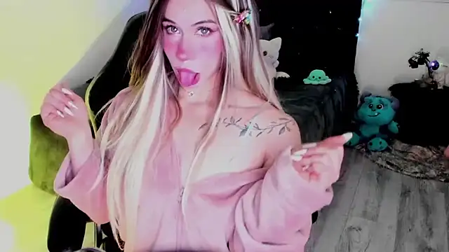 Snapshot of _riassgremory chatting on October 19, 2025, 4:32 pm riassgremory online show from October 19, 2025, 4:32 pm