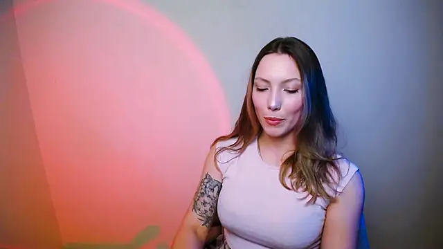 Snapshot of VanessaMay_ chatting on January 23, 2025, 11:05 pm VanessaMay online show from January 23, 2025, 11:05 pm