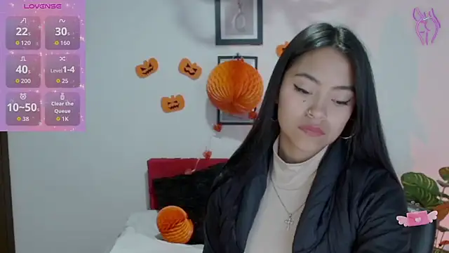 NatalyEscobar lx online show from October 6, 2025, 12:39 pm