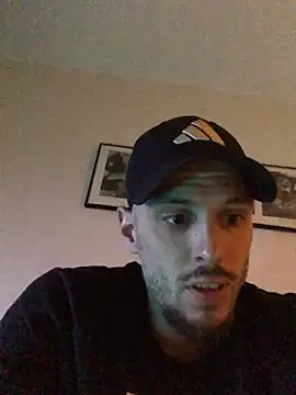 Snapshot of denz9209 chatting on March 14, 2025, 11:43 pm denz9209 online show from March 14, 2025, 11:43 pm