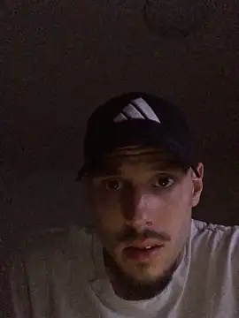 Snapshot of denz9209 chatting on March 22, 2025, 4:24 am denz9209 online show from March 22, 2025, 4:24 am