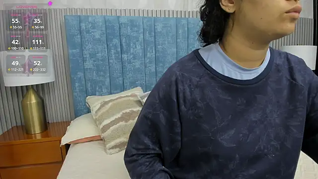 Snapshot of pretty_sunlight_ chatting on October 16, 2025, 1:25 am pretty sunlight  online show from October 16, 2025, 1:25 am