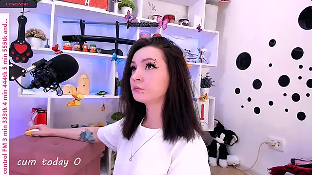  AsyaSweet online show from May 27, 2026, 1:51 pm